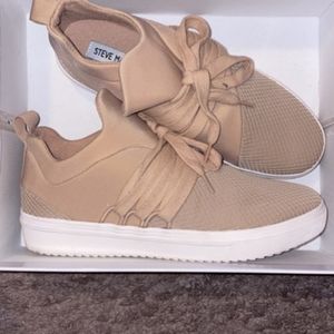 Steve Madden sneakers